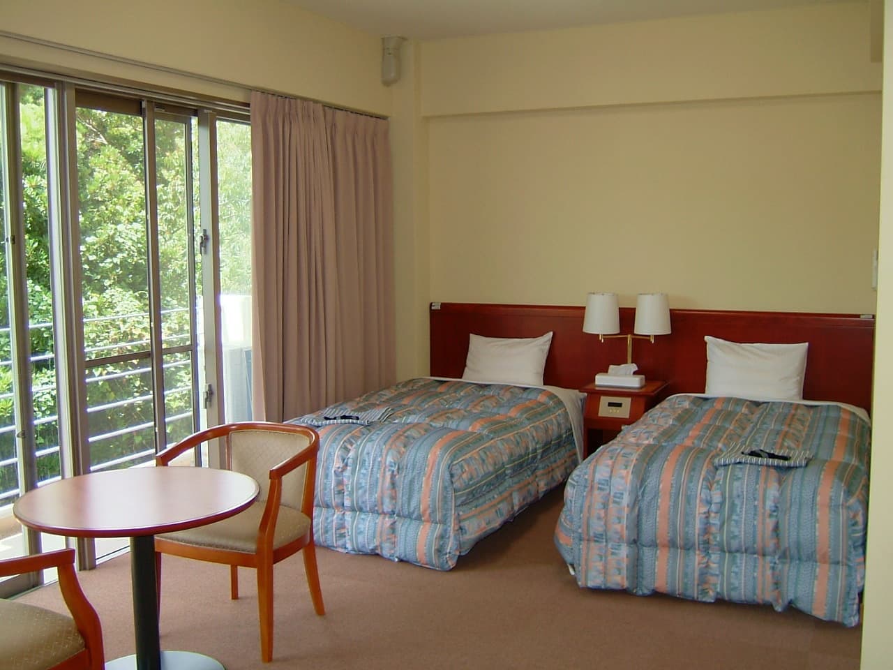 宿泊室ツインルーム